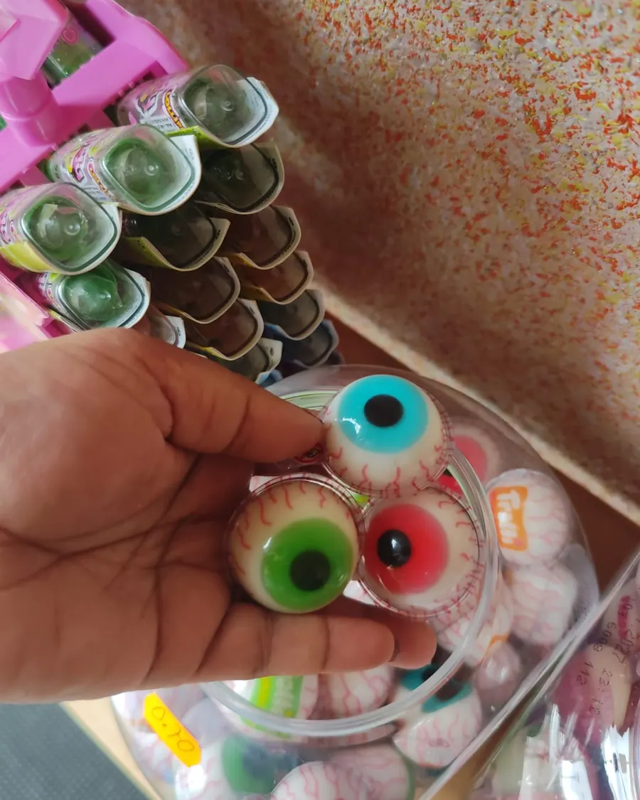 Gominolas con forma de ojo al peso en GOLOSO Deusto